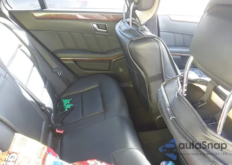 2012 Mercedes-Benz E 350 4Matic z USA, uszkodzony, nr VIN WDDHF8JB3CA625271